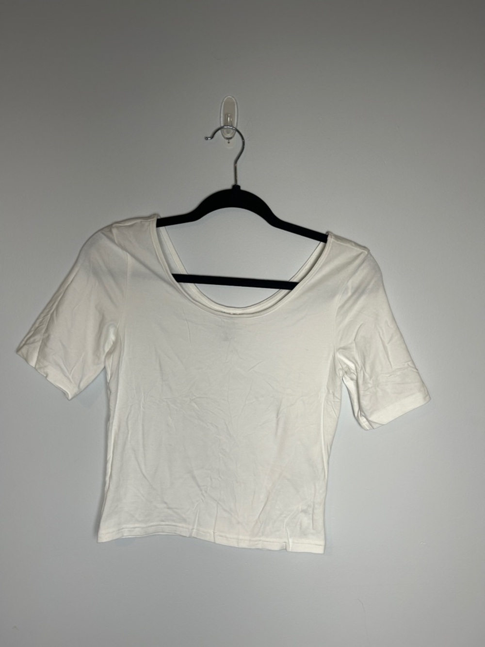 H&M White Scoop Neck Short Sleeve Top
